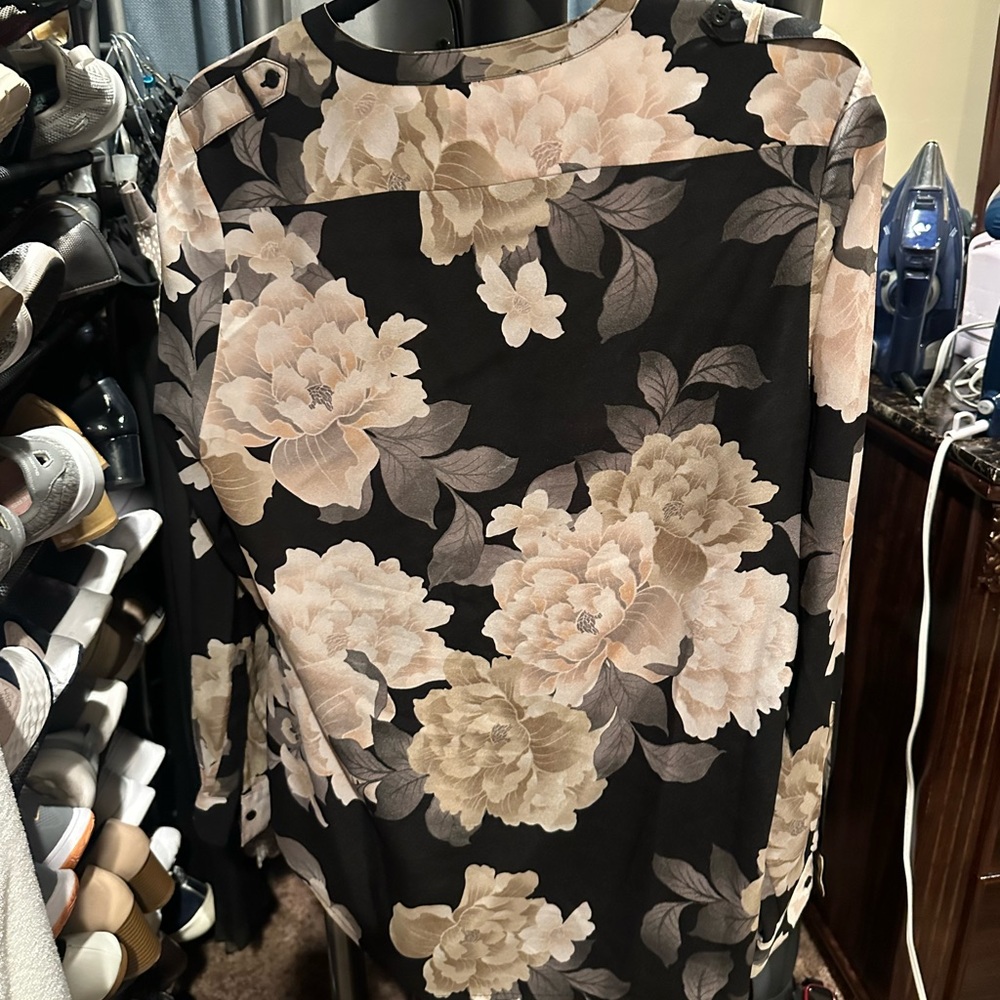 Calvin Klein blouse - Picture 2 of 2